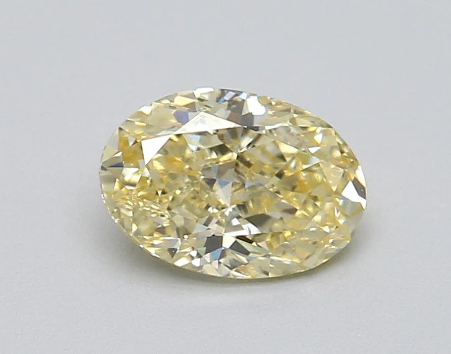 1.01Ct Fancy Light Yellow VS1 IGI Certified Oval Lab Grown Diamond