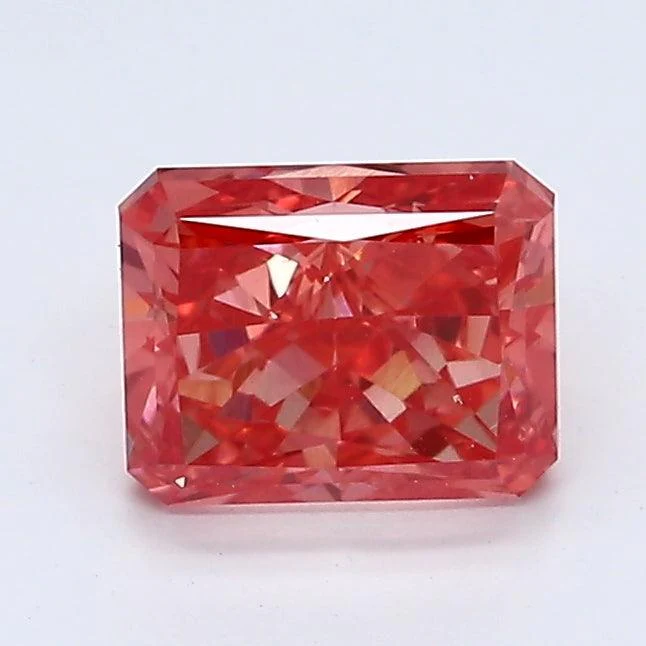 1.15Ct Vivid Pink VS2 IGI Certified Radiant Lab Grown Diamond