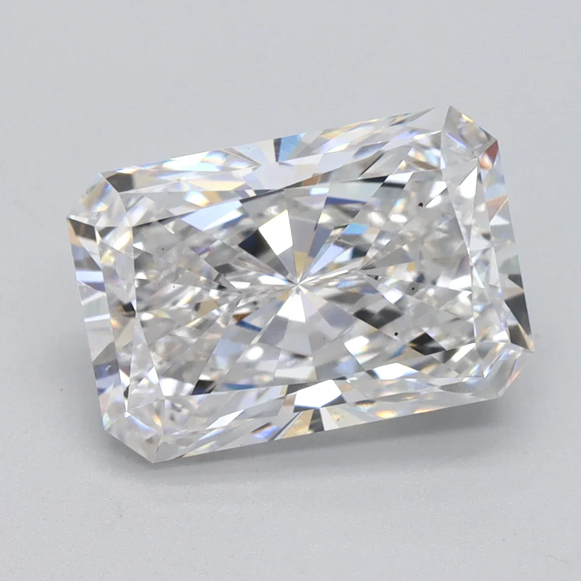 3.31Ct E VS2 GIA Certified Radiant Lab Grown Diamond