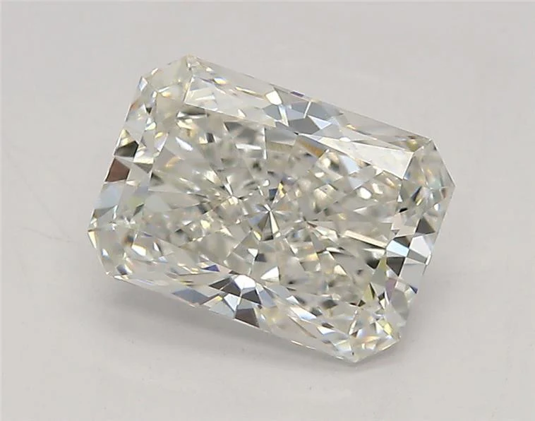 1.55Ct F VVS2 IGI Certified Radiant Lab Grown Diamond