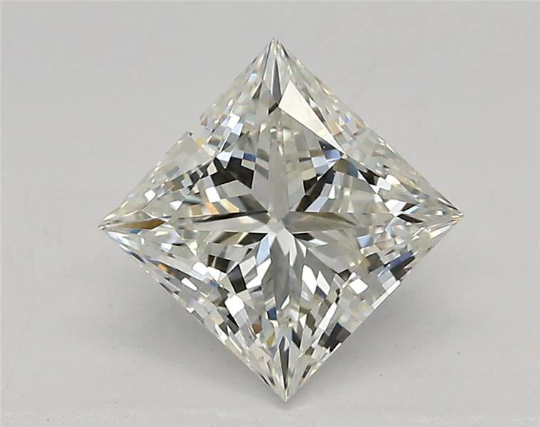 1.55Ct F VVS2 IGI Certified Princess Lab Grown Diamond