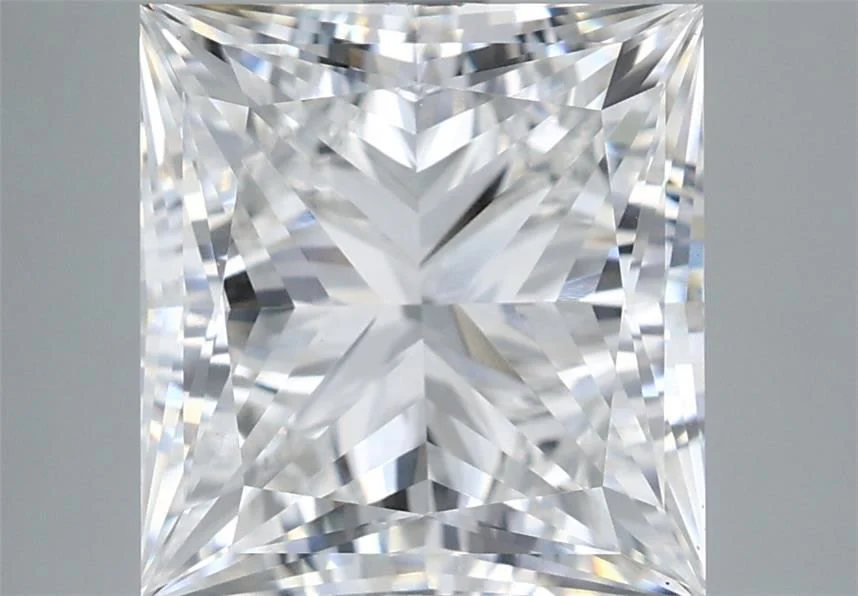 5.01Ct E VVS2 IGI Certified Princess Lab Grown Diamond