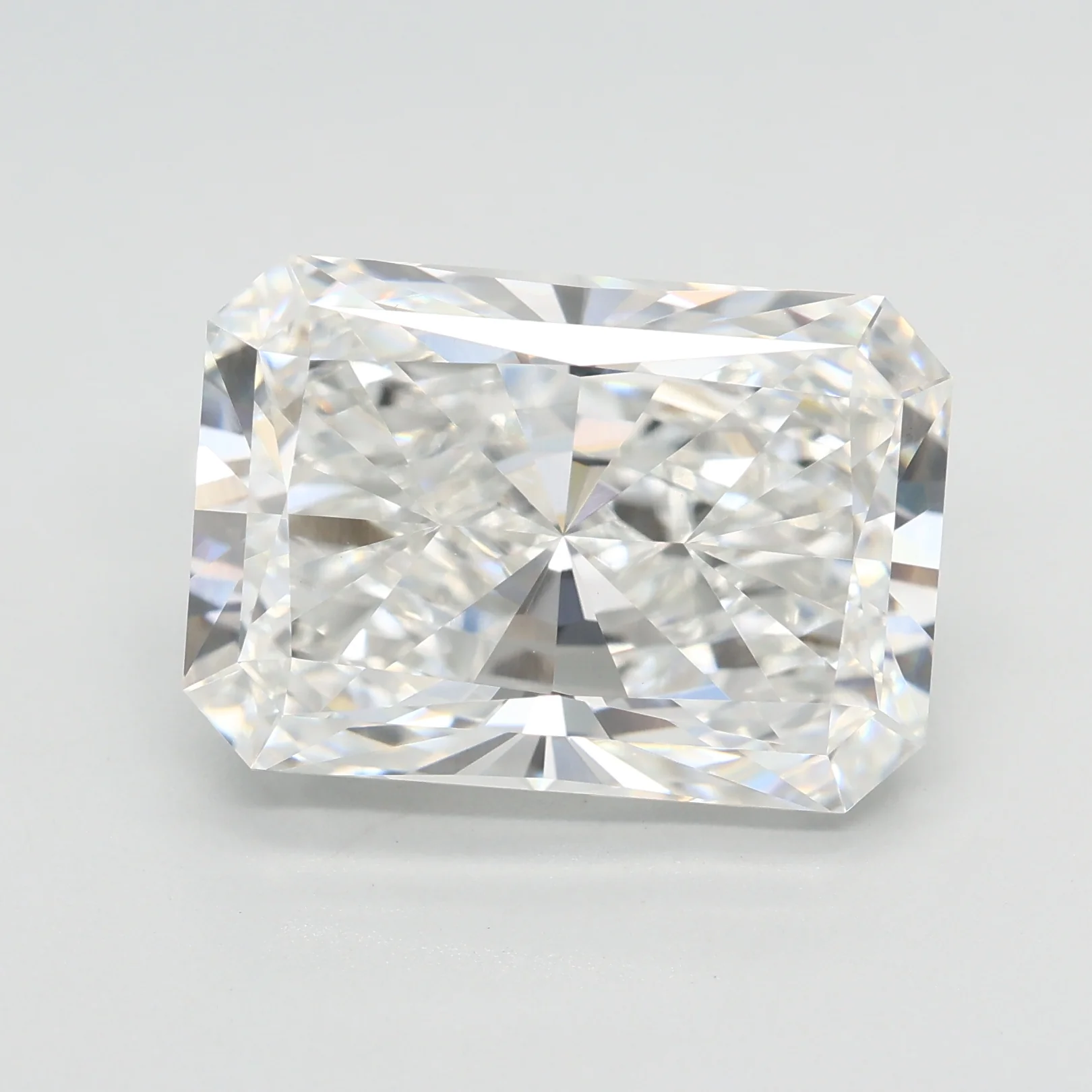 8.1Ct F VVS2 IGI Certified Radiant Lab Grown Diamond