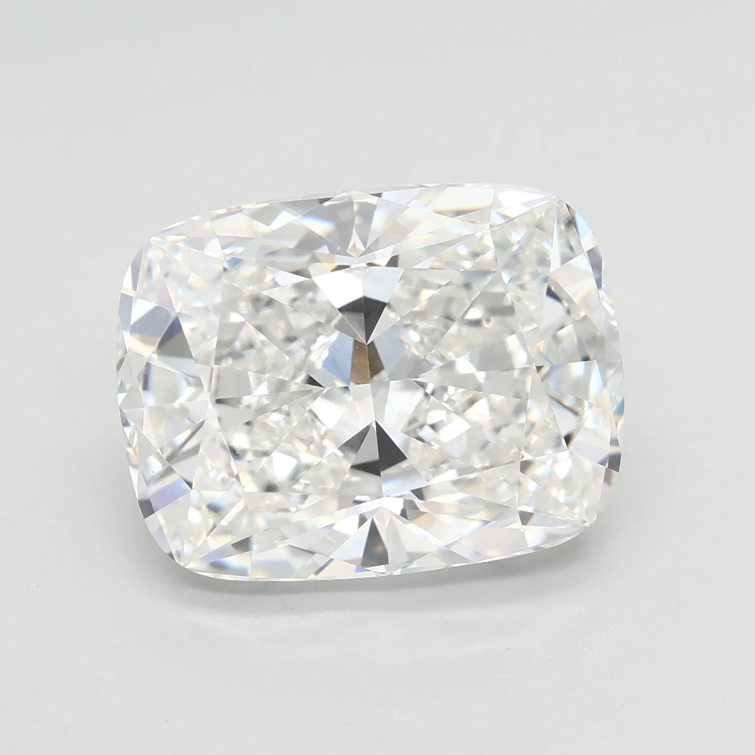 6.1Ct F VVS2 IGI Certified Cushion Lab Grown Diamond
