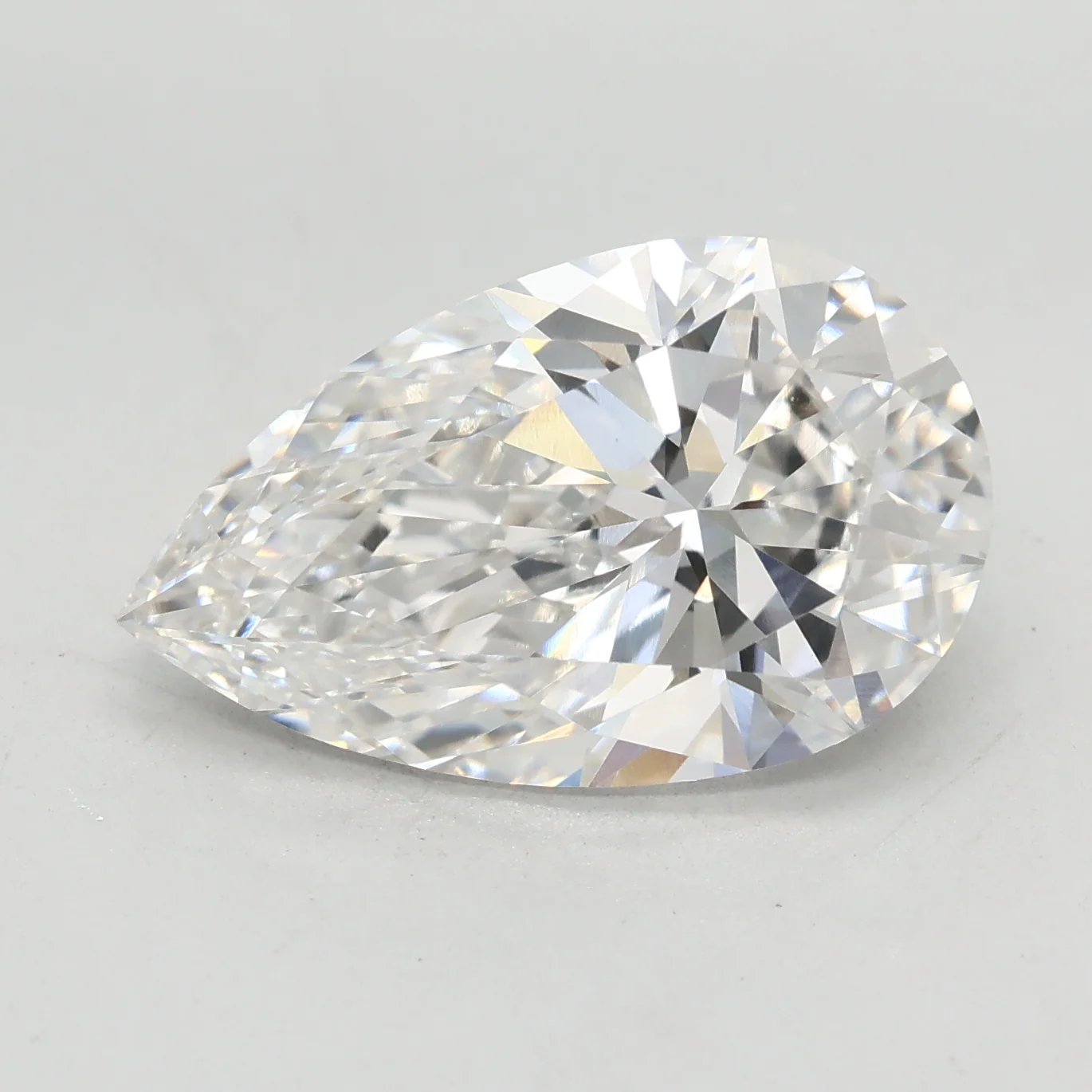 4.03Ct F VVS2 IGI Certified Pear Lab Grown Diamond