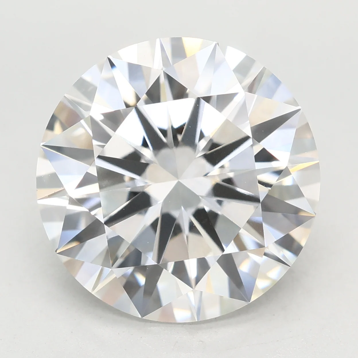 7.02Ct F VVS2 IGI Certified Round Lab Grown Diamond