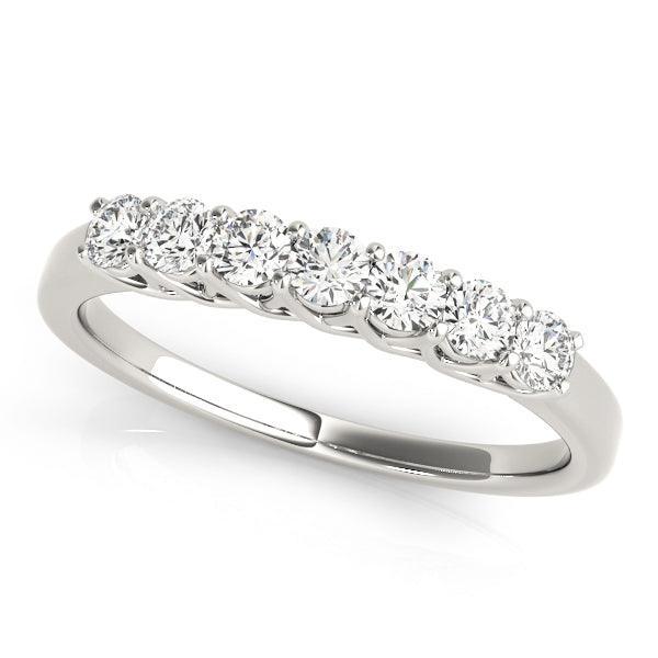 Famille 7 Stone Ring 1/2Ctw